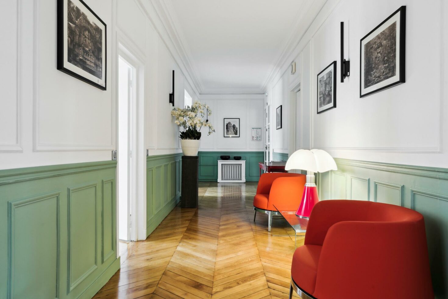 Espace accueil des bureaux bureaux Gensearch by WENES Aménagement