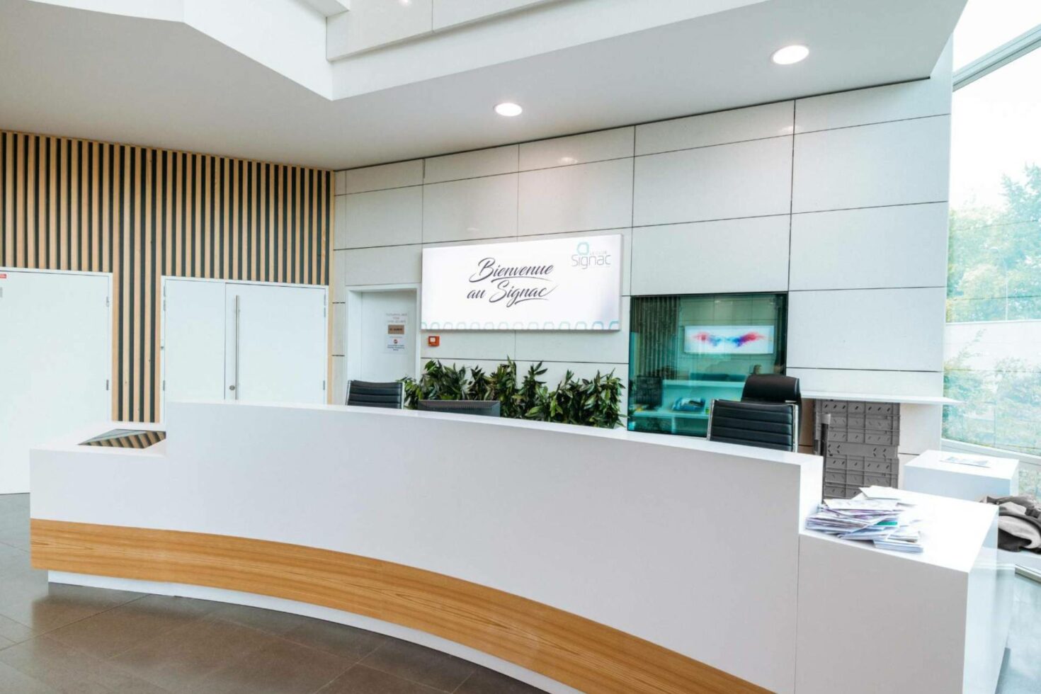 zoom sur l'accueil des bureaux Le Signac by WENES Aménagement